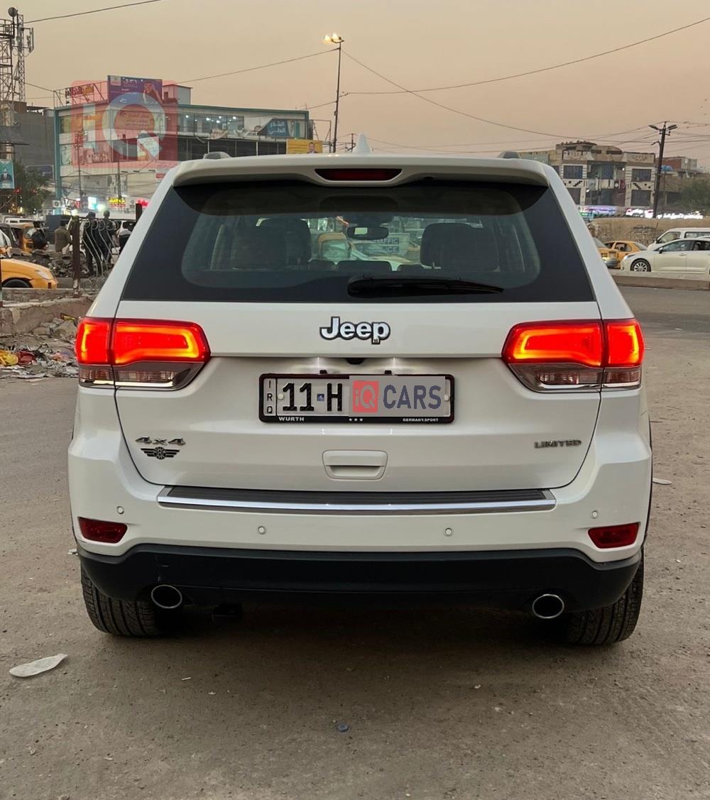 جیپ گراند شیرۆکی